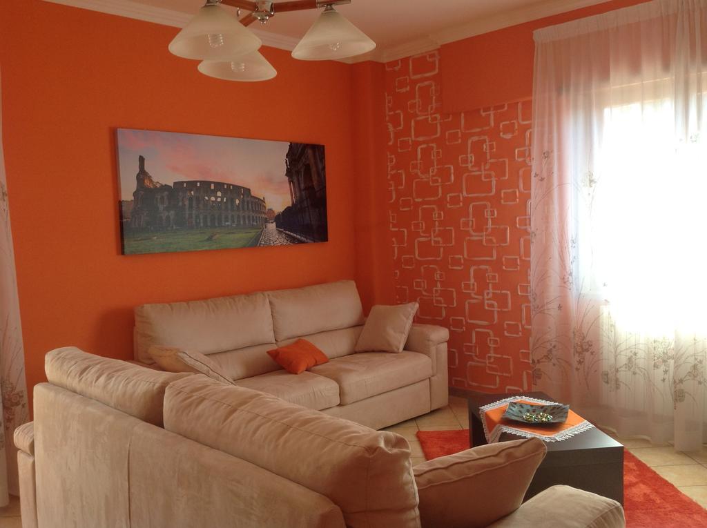 Orange Holiday Home ตอร์วายานีกา ภายนอก รูปภาพ